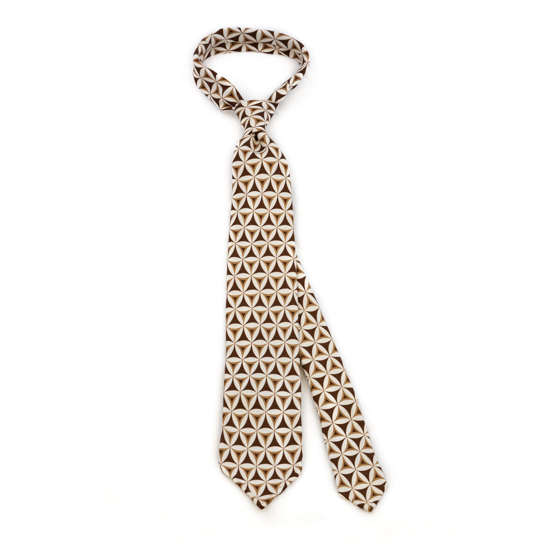 DLA brown diamond pattern soft silk tie